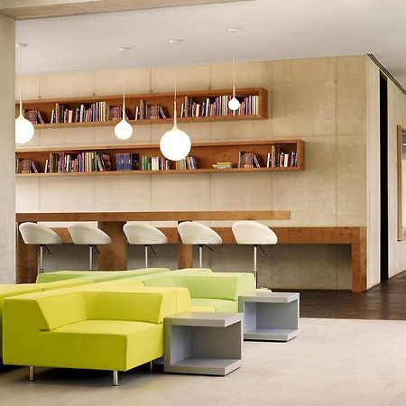 Art Otel Cologne, By Park Plaza Interior photo