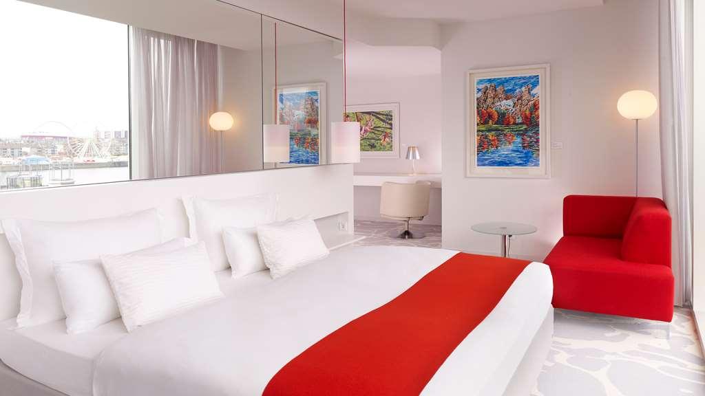 Art Otel Cologne, By Park Plaza Room photo